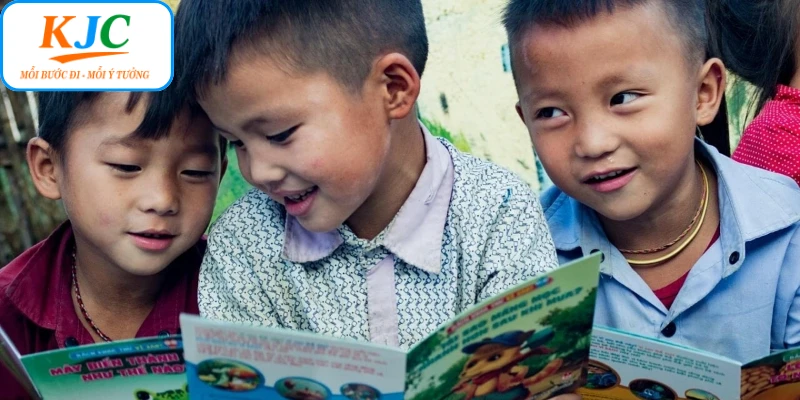 Dự Án Niềm Vui Cho Em: Cánh Cửa Của Hy Vọng, Yêu Thương